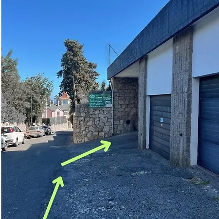 Estoril Ocean View Apartment *